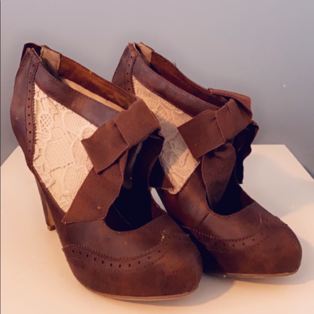 Oxford heels